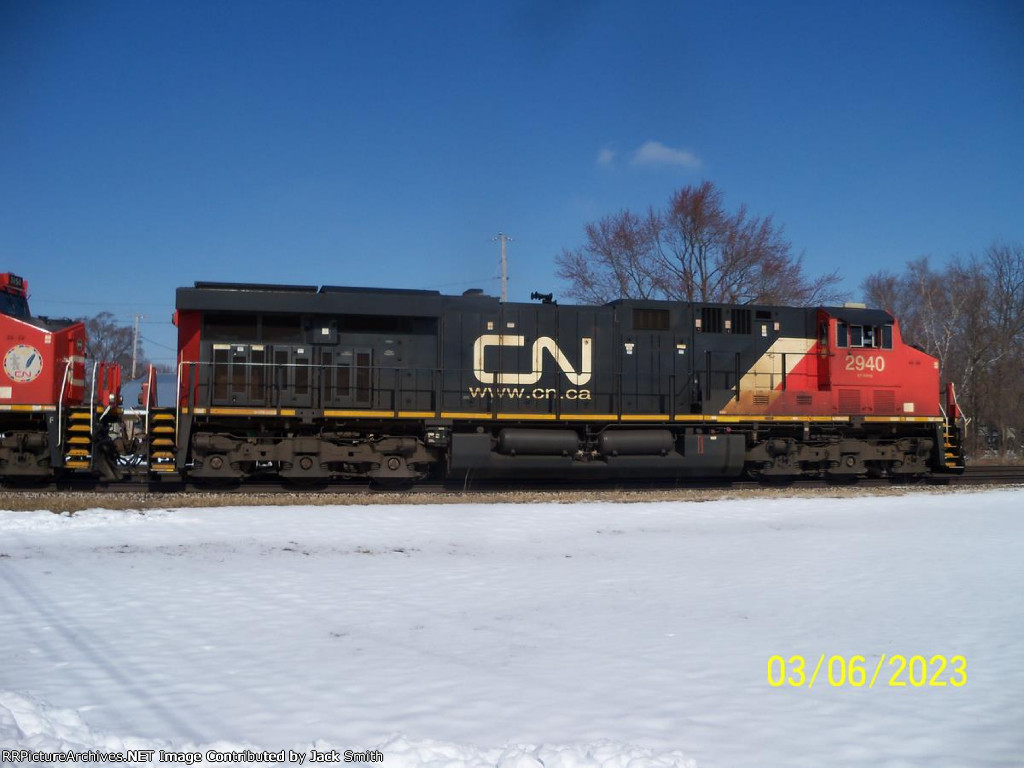 CN 2940